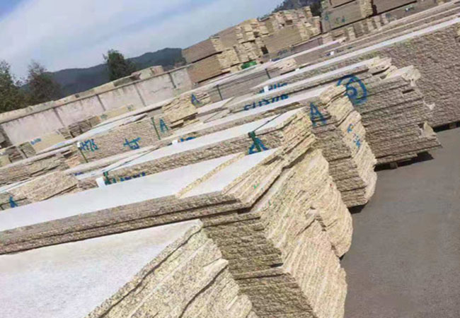 弧形黃金麻石材廠家在哪(圖2) 弧形黃金麻石材廠家在哪(圖2)