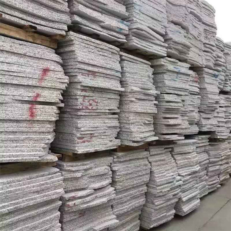 ?？谥ヂ榛依笾γ婊◢弾r路沿石(圖1)