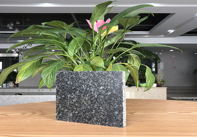 芝麻黑花崗巖礦可以賣多少錢(圖5) 芝麻黑花崗巖礦可以賣多少錢(圖5)