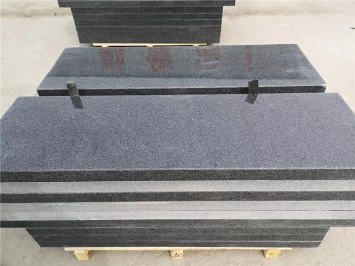 芝麻黑3公分厚一平方多少錢(qián)(圖5) 芝麻黑3公分厚一平方多少錢(qián)(圖5)
