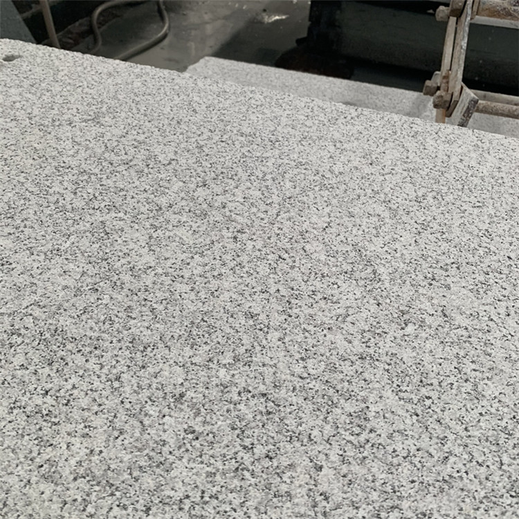 南召芝麻灰花崗巖(圖1)